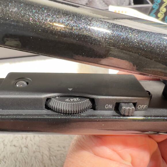 Lena Salon Designer Pro Flat Iron LN-66B New Gift Box Travel Bag Glittery Black - Picture 7 of 16